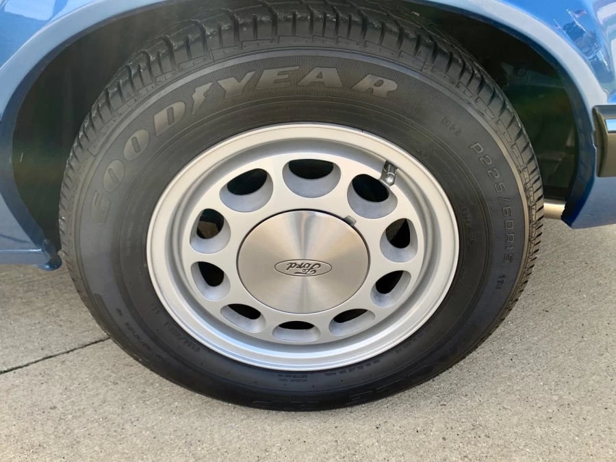 1989 Ford Mustang 3rd Gen - Image 13 of 27