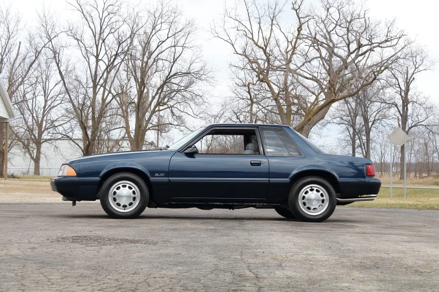1989 Ford Mustang 3rd Gen - Image 14 of 31