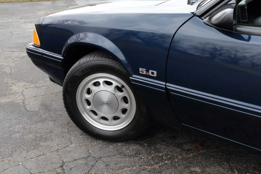 1989 Ford Mustang 3rd Gen - Image 8 of 31