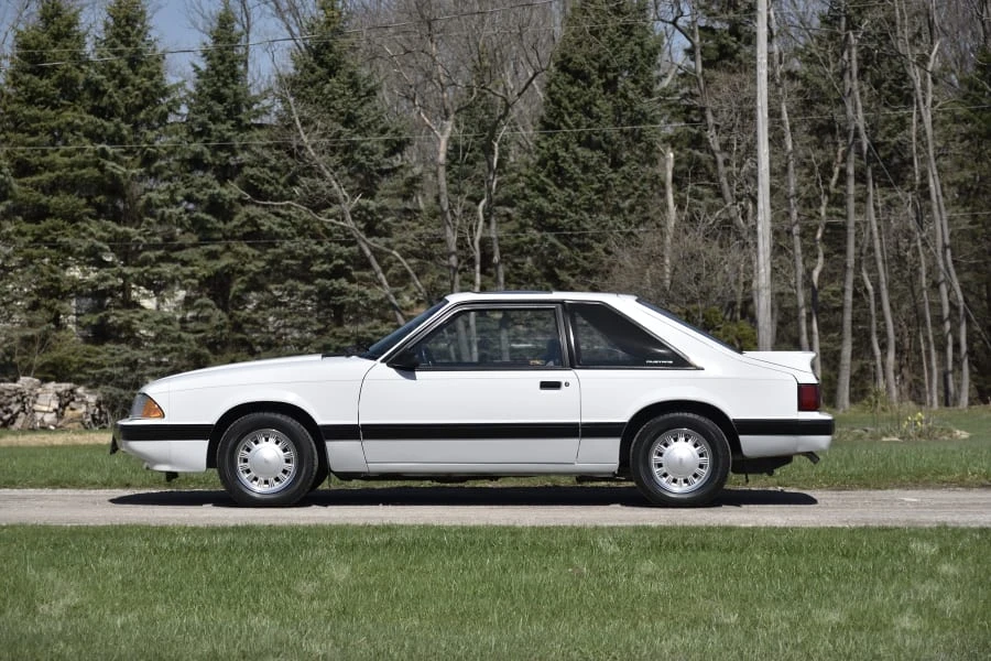 1989 Ford Mustang 3rd Gen - Image 10 of 30