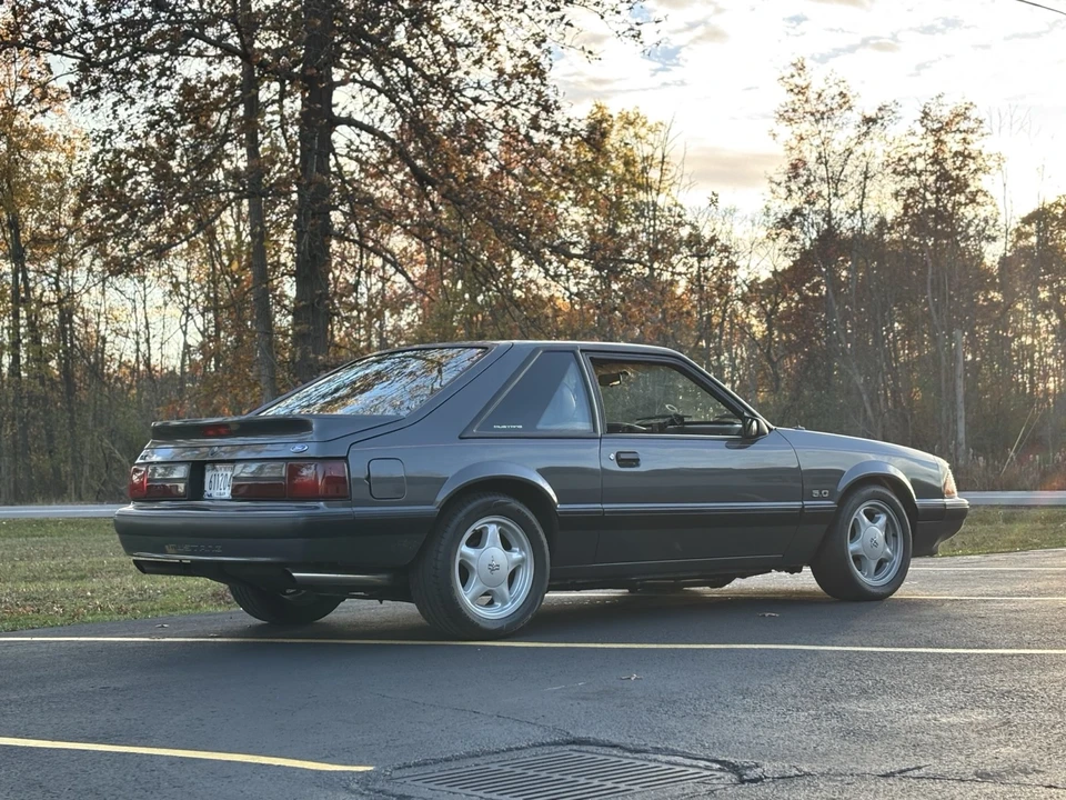 1989 Ford Mustang 3rd Gen - Image 3 of 21