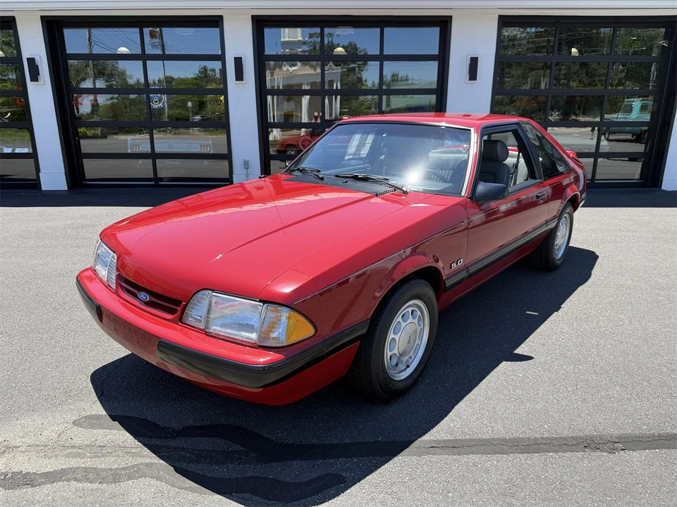 1989 Ford Mustang 3rd Gen - Image 5 of 31