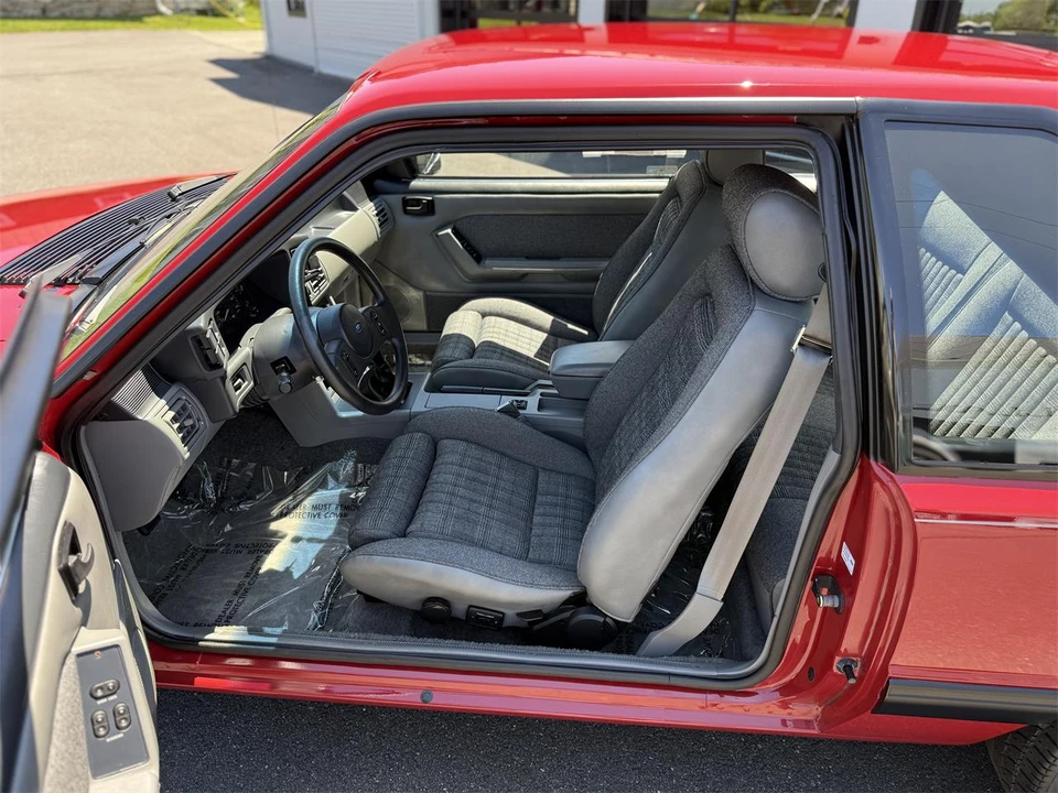 1989 Ford Mustang 3rd Gen - Image 24 of 31