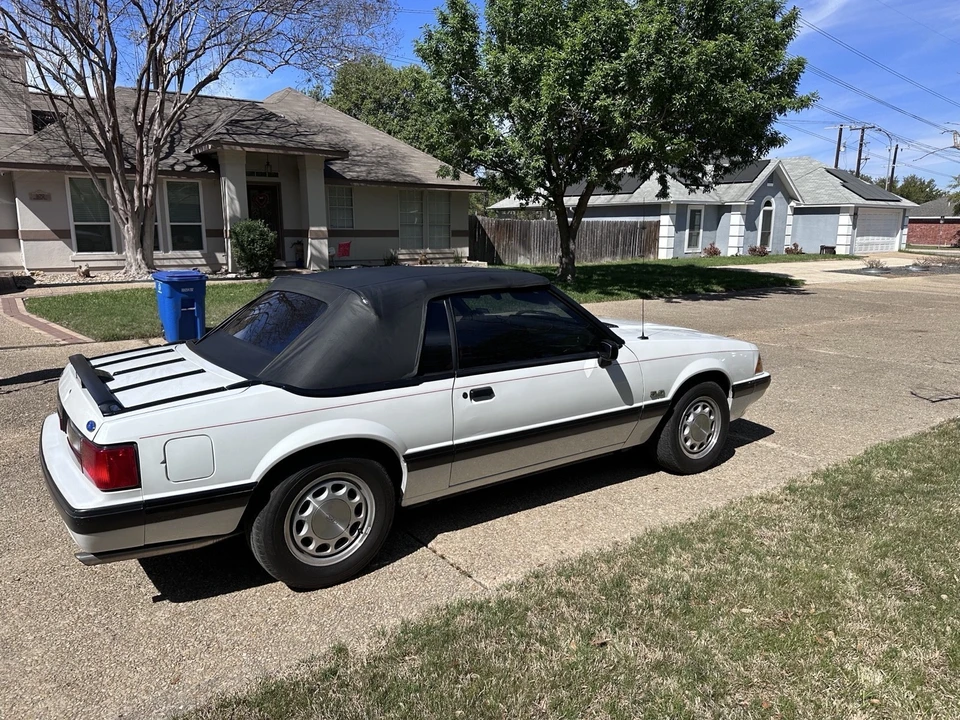 1989 Ford Mustang 3rd Gen - Image 2 of 16