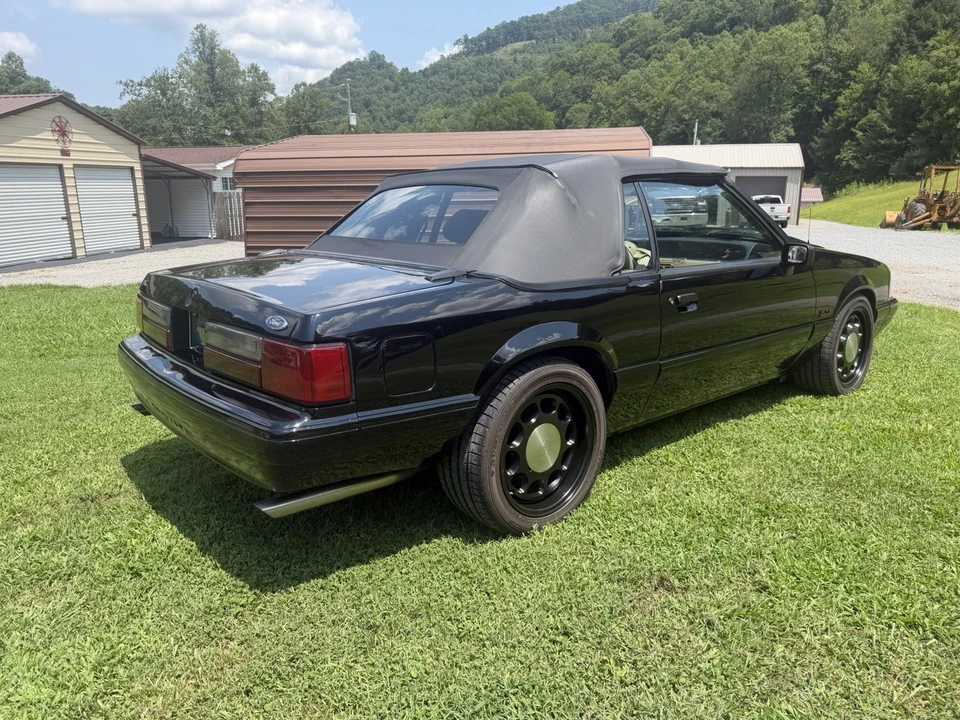 1989 Ford Mustang 3rd Gen - Image 16 of 20