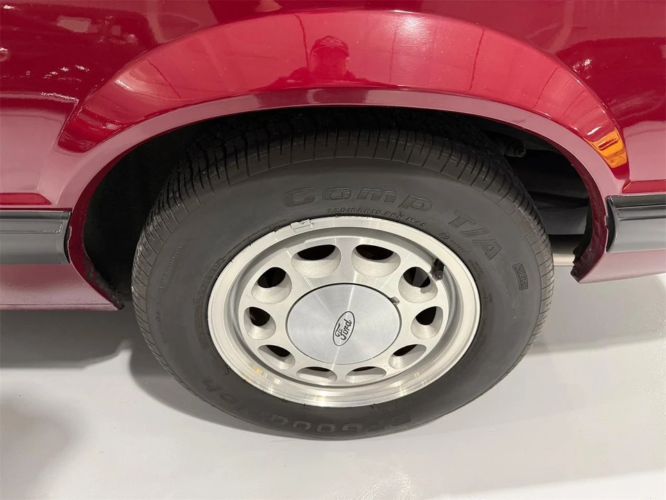 1989 Ford Mustang 3rd Gen - Image 16 of 29