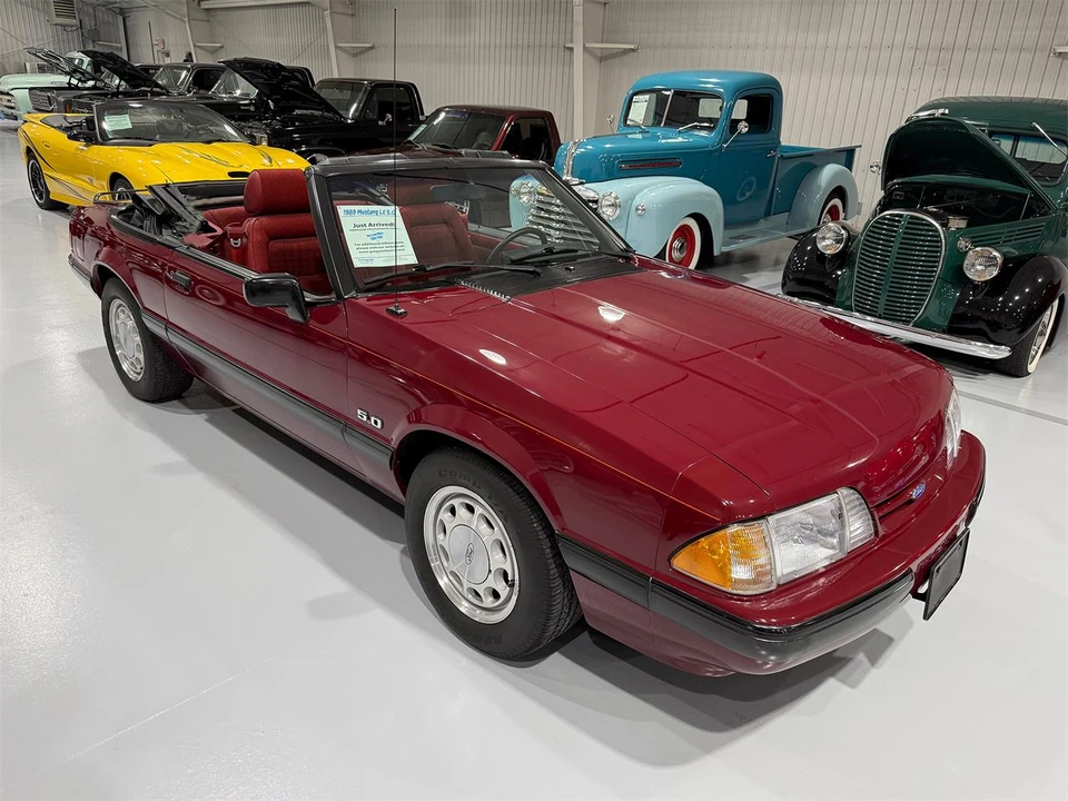 1989 Ford Mustang 3rd Gen - Image 10 of 29