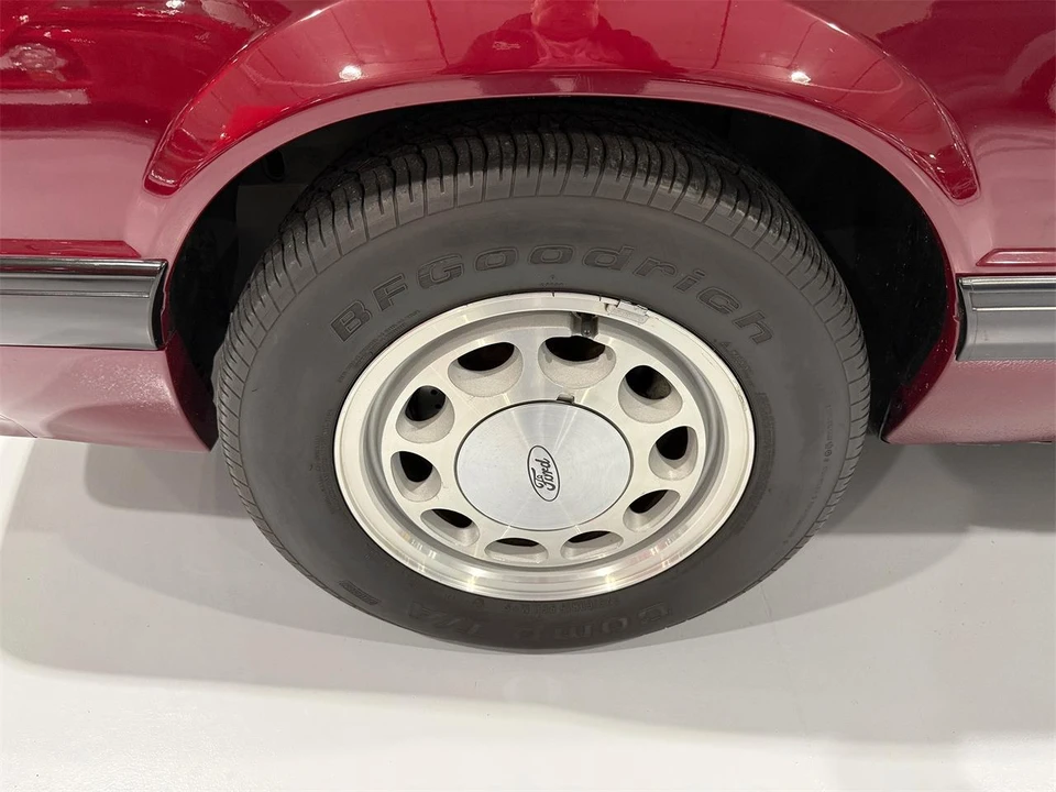 1989 Ford Mustang 3rd Gen - Image 17 of 29