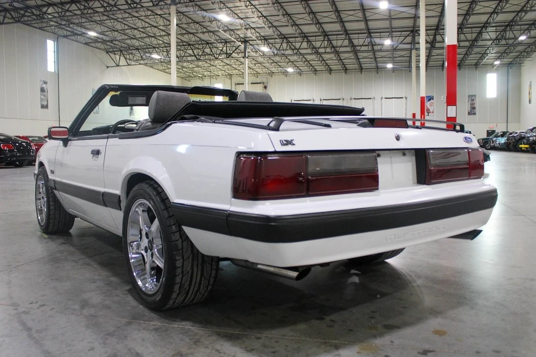 1989 Ford Mustang 3rd Gen - Image 5 of 12