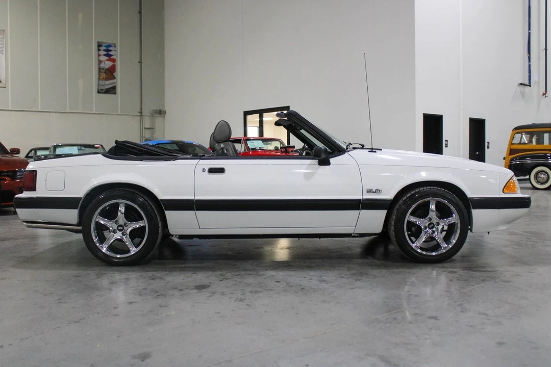 1989 Ford Mustang 3rd Gen - Image 8 of 21