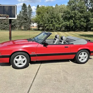 1989 Ford Mustang LX 5.0 Convertible