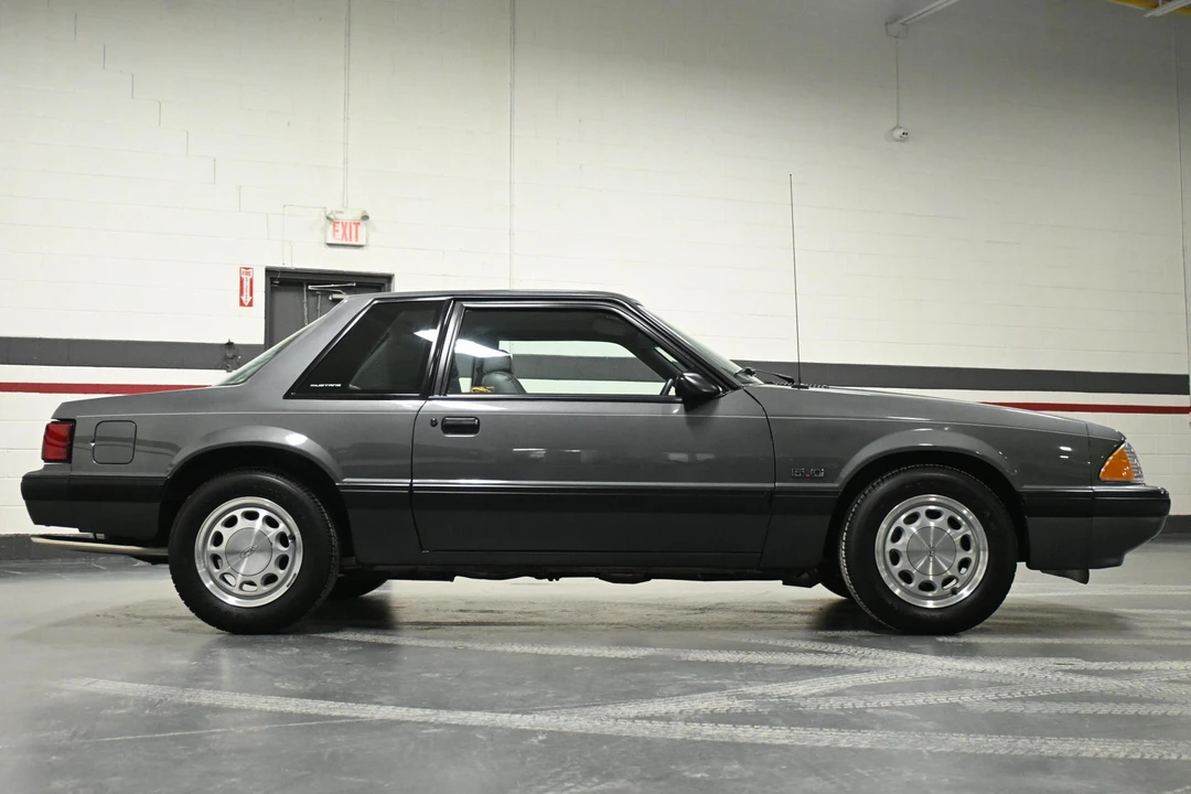 1989 Ford Mustang 3rd Gen - Image 3 of 31