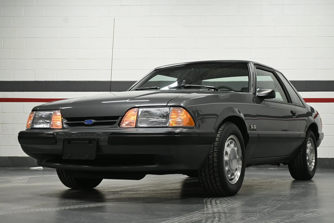 1989 Ford Mustang 3rd Gen - Image 7 of 31