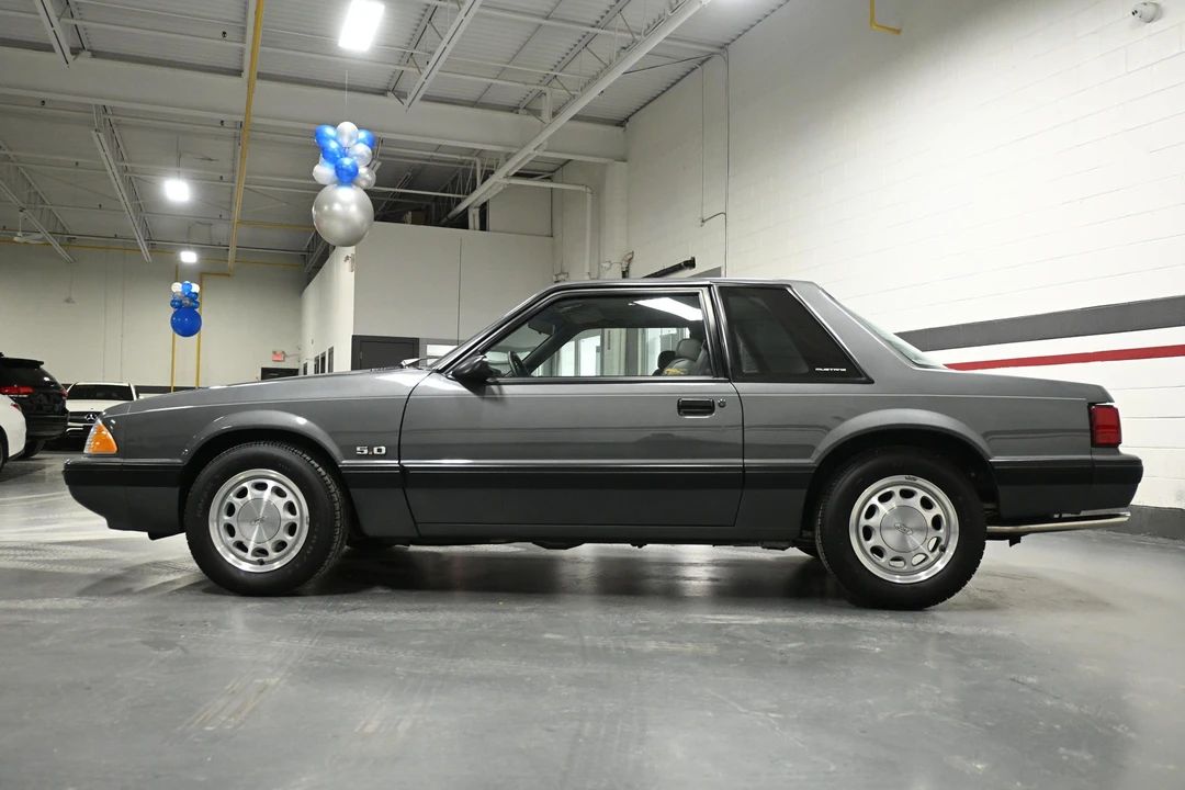 1989 Ford Mustang 3rd Gen - Image 8 of 31