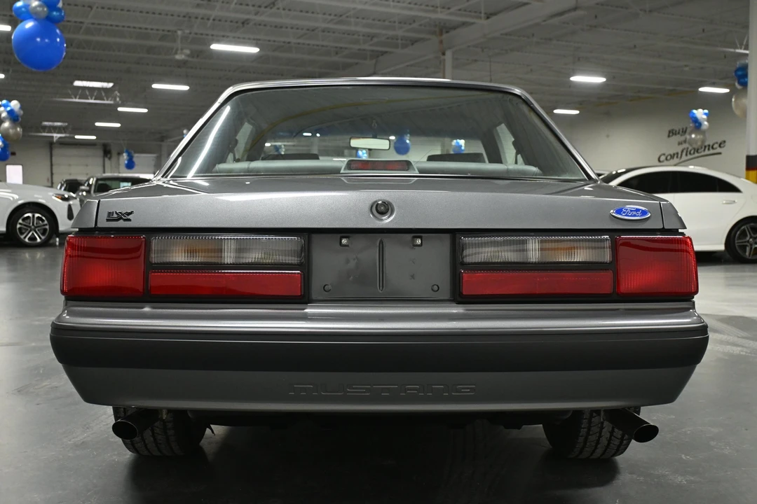 1989 Ford Mustang 3rd Gen - Image 9 of 31