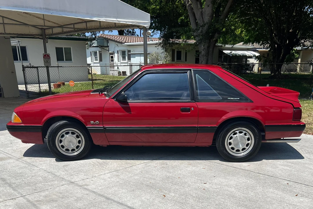 1989 Ford Mustang 3rd Gen - Image 3 of 31