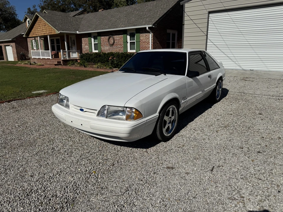 1989 Ford Mustang 3rd Gen - Image 2 of 31