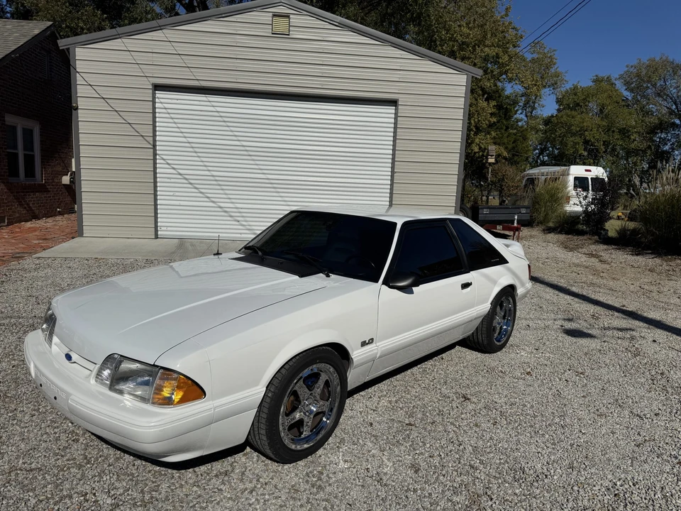 1989 Ford Mustang 3rd Gen - Image 4 of 31