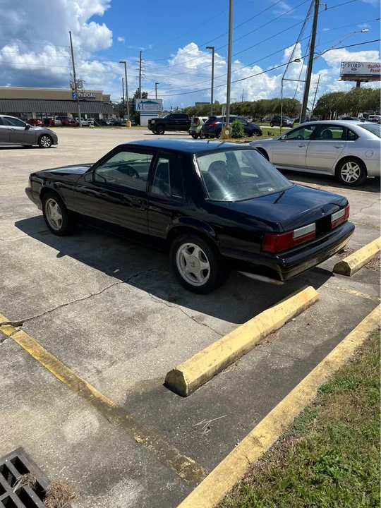1989 Ford Mustang 3rd Gen - Image 2 of 12