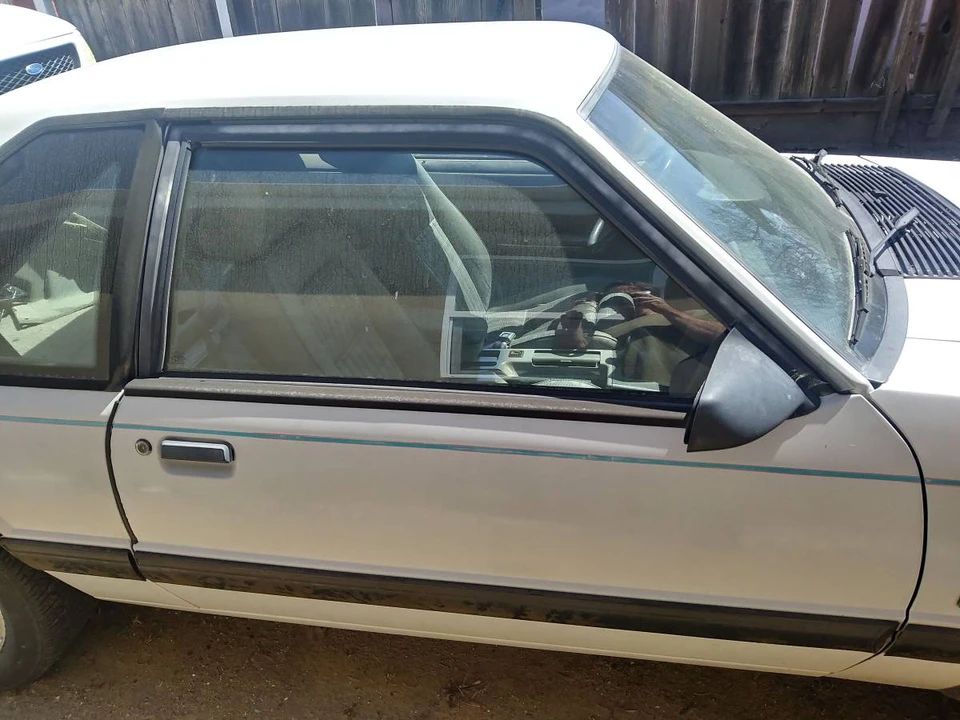 1989 Ford Mustang 3rd Gen - Image 2 of 6