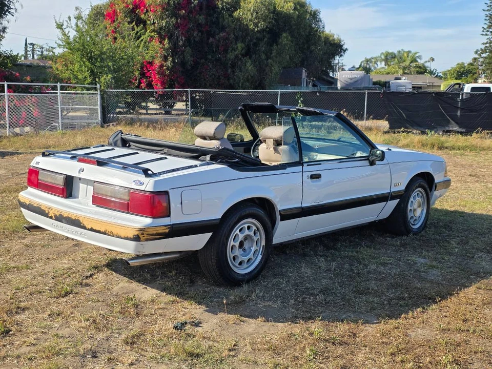 1989 Ford Mustang 3rd Gen - Image 5 of 13