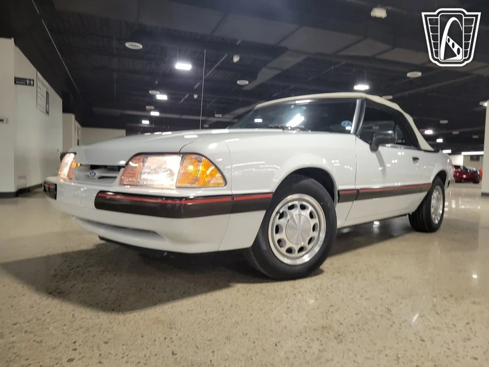 1989 Ford Mustang 3rd Gen - Image 3 of 12