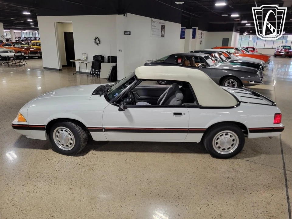 1989 Ford Mustang 3rd Gen - Image 9 of 21