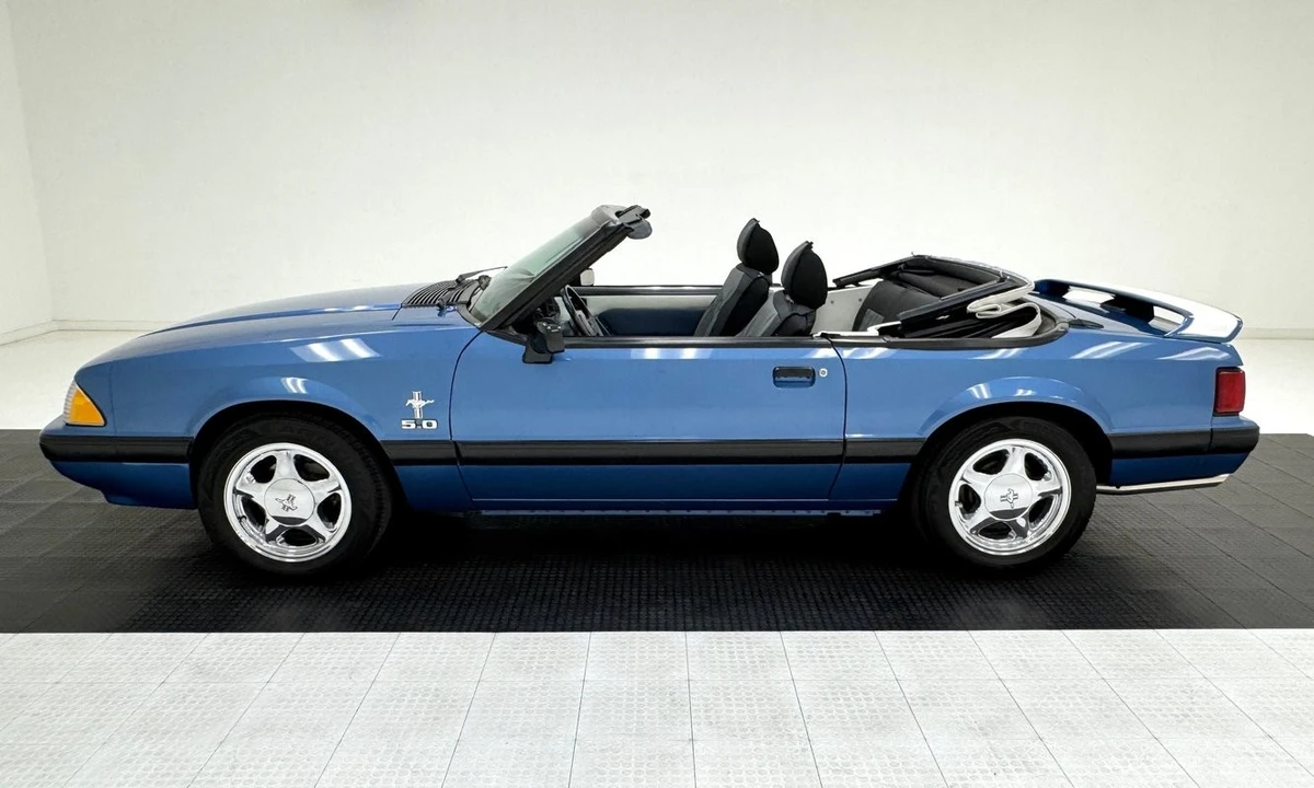1989 Ford Mustang 3rd Gen - Image 4 of 31