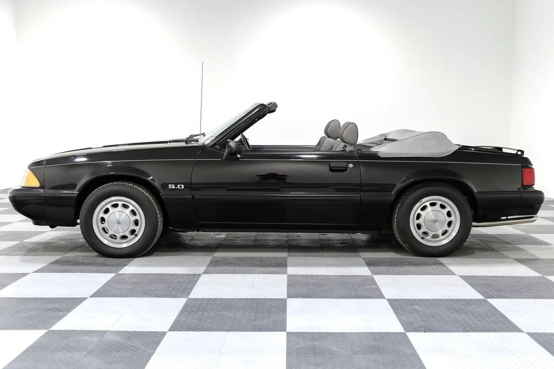 1989 Ford Mustang 3rd Gen - Image 6 of 21
