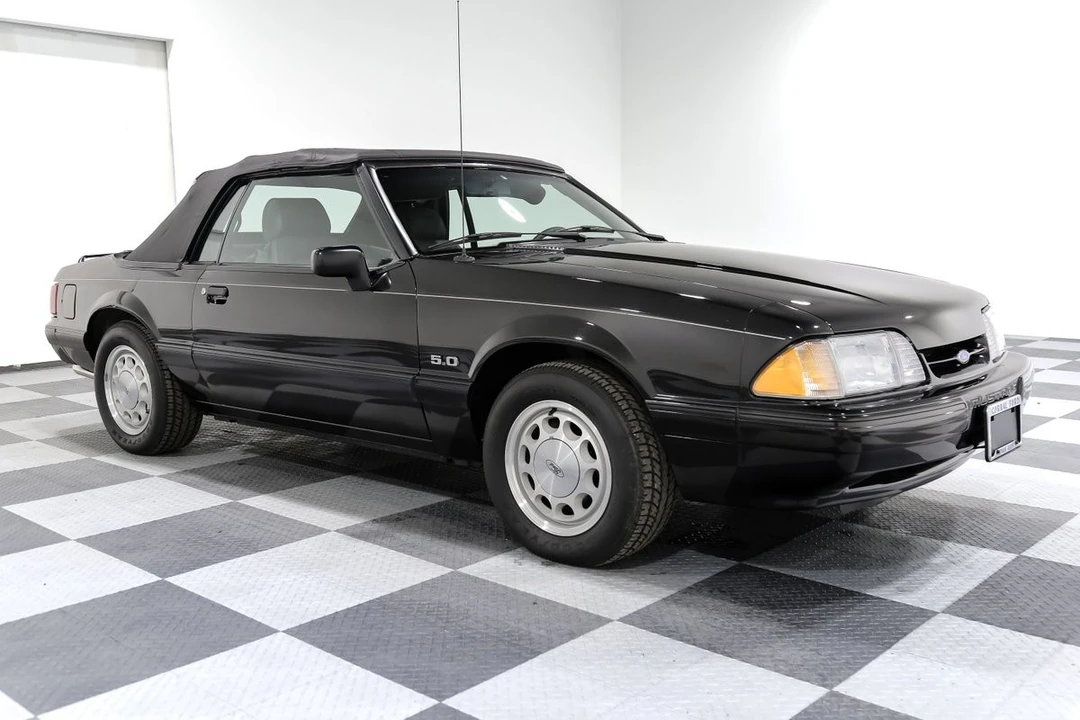 1989 Ford Mustang 3rd Gen - Image 2 of 21