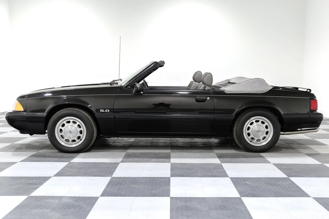 1989 Ford Mustang 3rd Gen - Image 6 of 21
