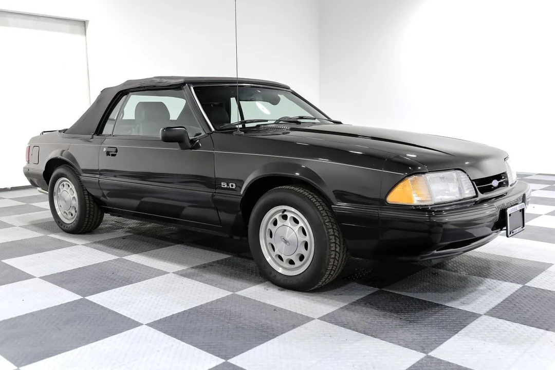 1989 Ford Mustang 3rd Gen - Image 2 of 21