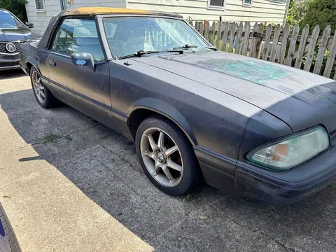 1989 Ford Mustang LX Convertible