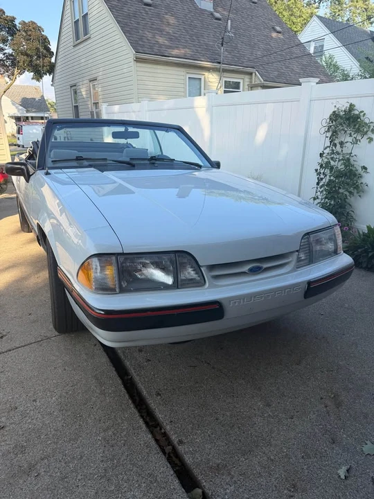 1989 Ford Mustang 3rd Gen - Image 2 of 4