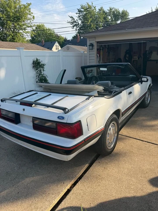 1989 Ford Mustang 3rd Gen - Image 3 of 4