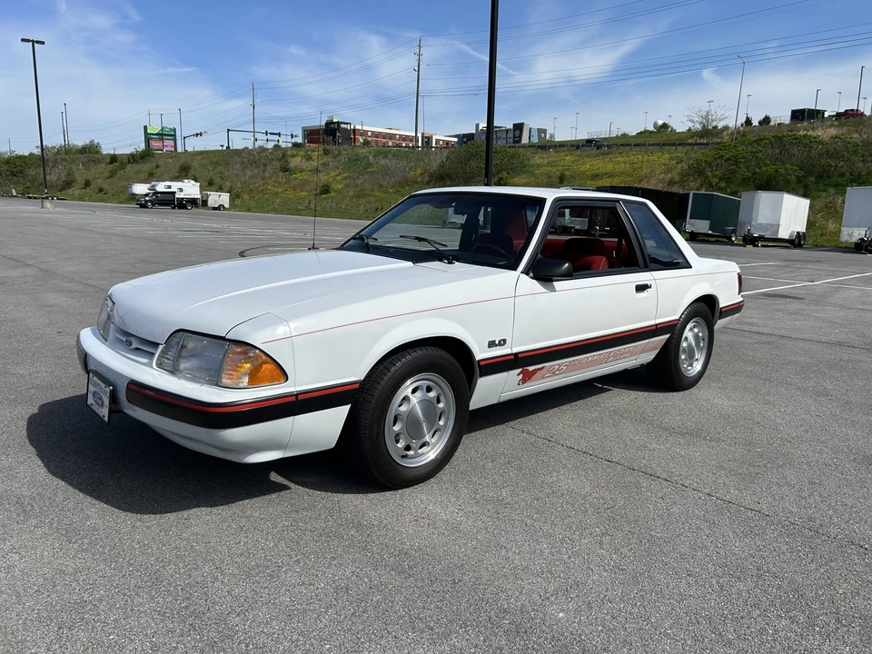 1989 Ford Mustang 3rd Gen - Image 15 of 31