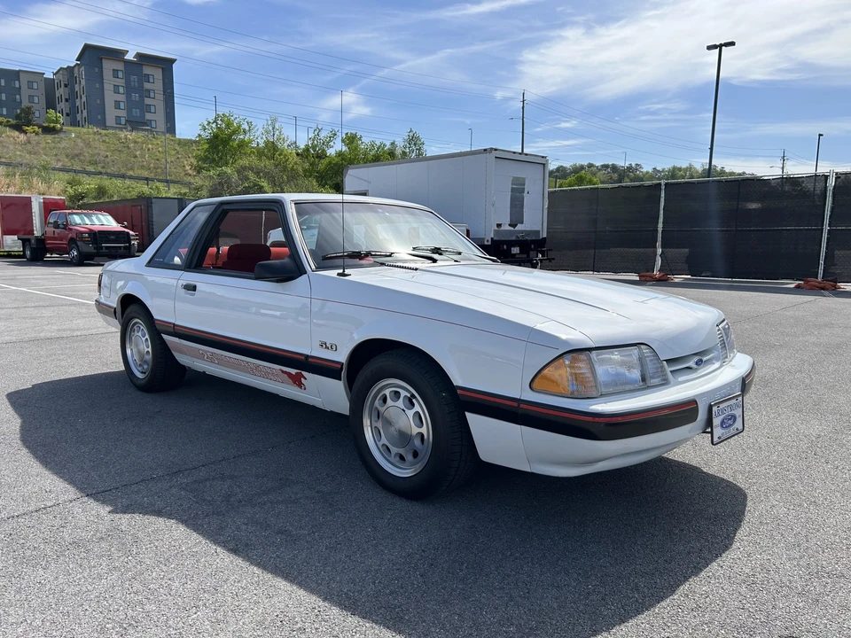 1989 Ford Mustang 3rd Gen - Image 14 of 31