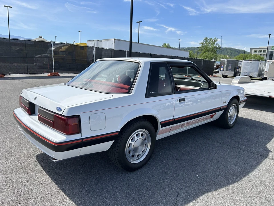 1989 Ford Mustang 3rd Gen - Image 17 of 31