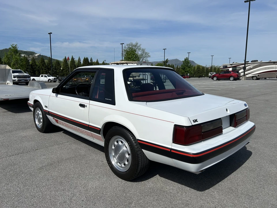 1989 Ford Mustang 3rd Gen - Image 16 of 31