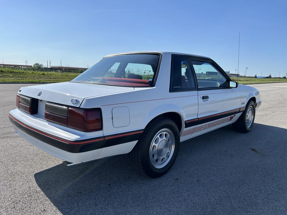 1989 Ford Mustang 3rd Gen - Image 9 of 31