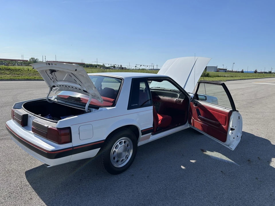 1989 Ford Mustang 3rd Gen - Image 21 of 31