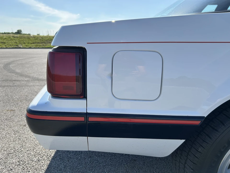 1989 Ford Mustang 3rd Gen - Image 26 of 31