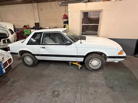 1989 Ford Mustang LX