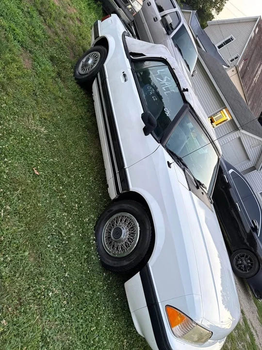 1989 Ford Mustang 3rd Gen - Image 3 of 4