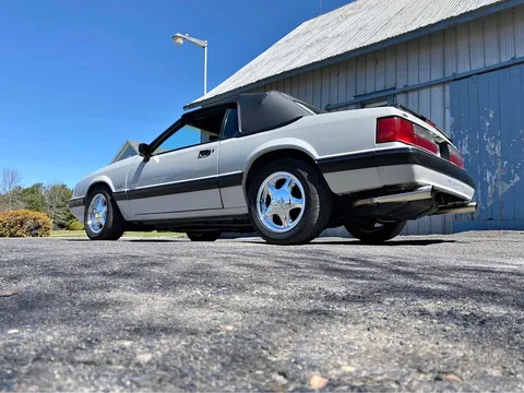 1989 Ford Mustang Convertible