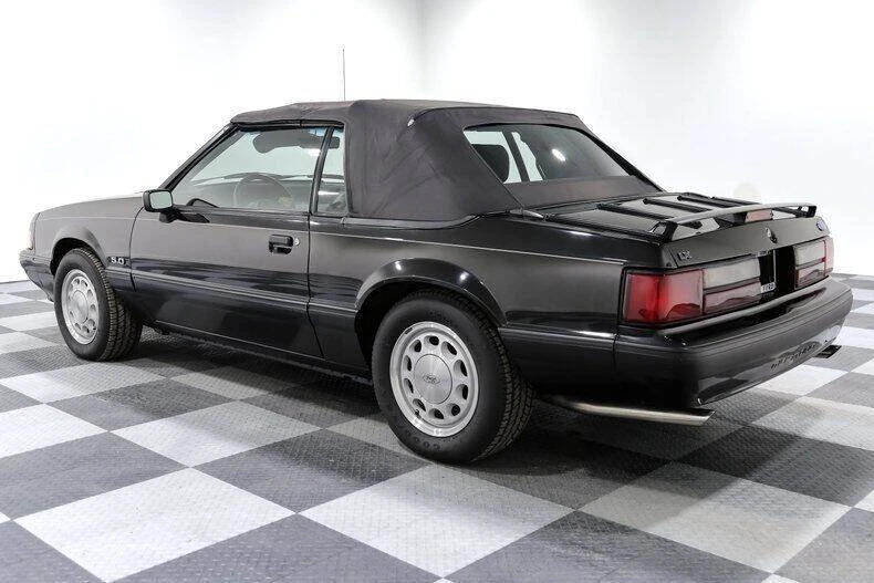 1989 Ford Mustang 3rd Gen - Image 8 of 20