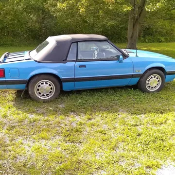 1989 Ford Mustang Convertible