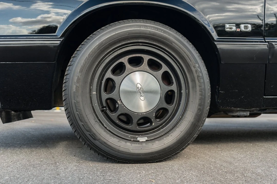 1989 Ford Mustang 3rd Gen - Image 8 of 21