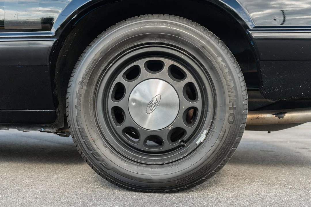 1989 Ford Mustang 3rd Gen - Image 9 of 21