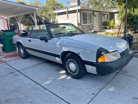 1989 Ford Mustang LX
